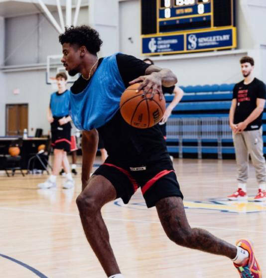 包含火箭队主力伤愈复出，队内实力大增的词条