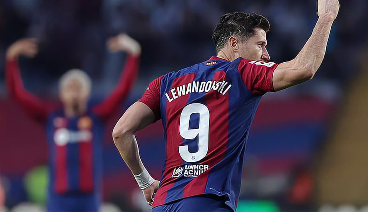 瓦伦西亚客场胜巴塞罗那，大逆转胜利的简单介绍