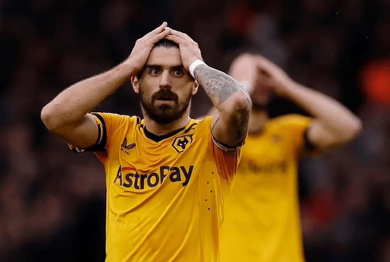 包含狼队逼平纽卡斯尔,提前降级危机的词条 包含狼队逼平纽卡斯尔,提前降级危机的词条