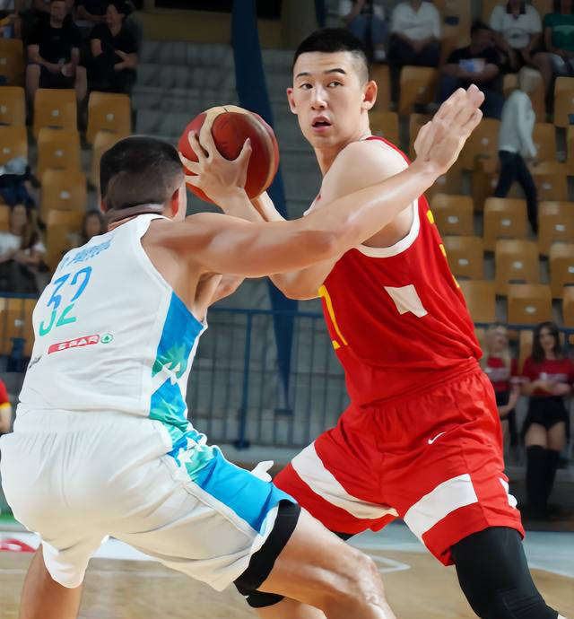 新秀球员崭露头角，帮助球队胜出