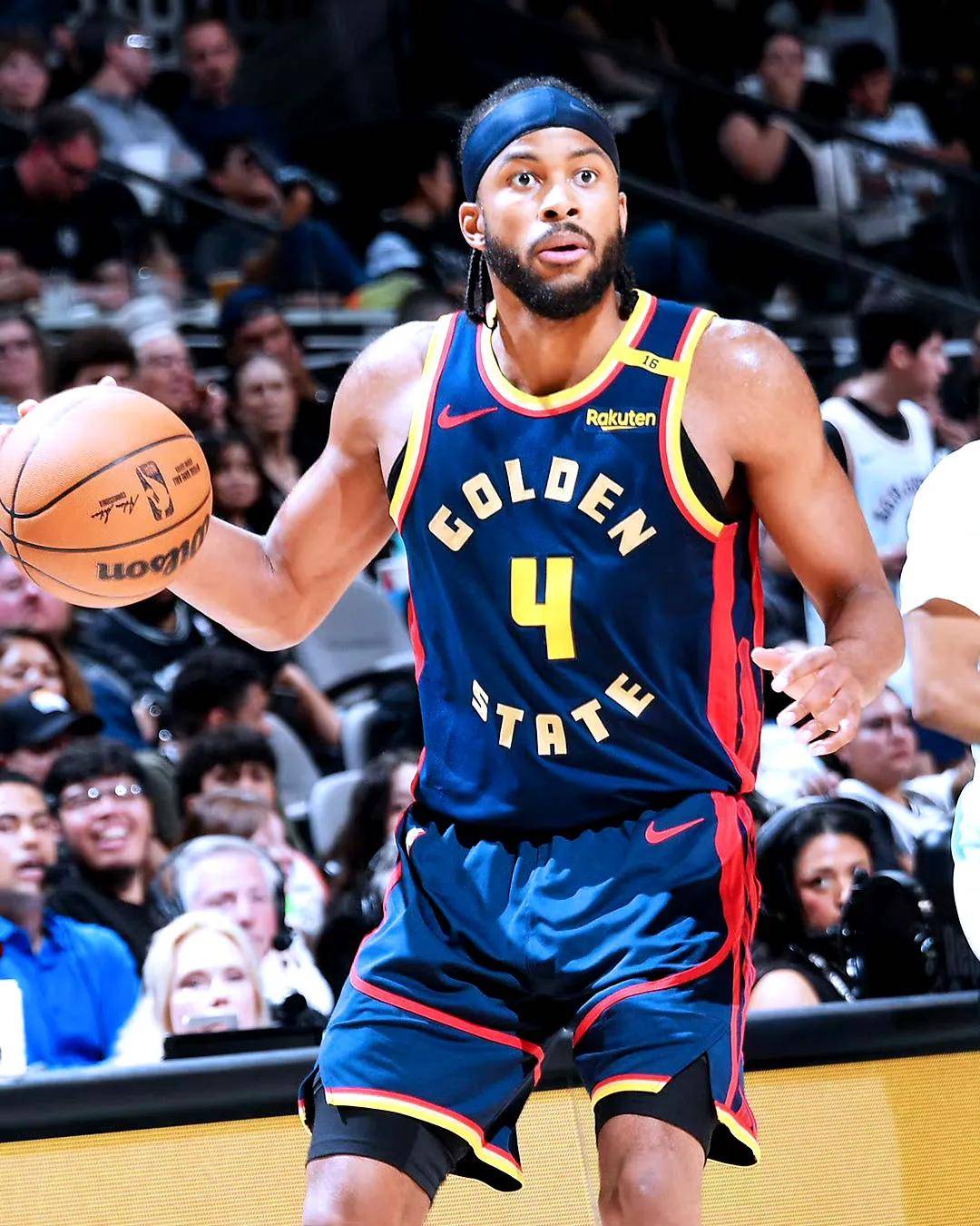 勇士胜马刺，厄尔尼斯轰下全队最高分