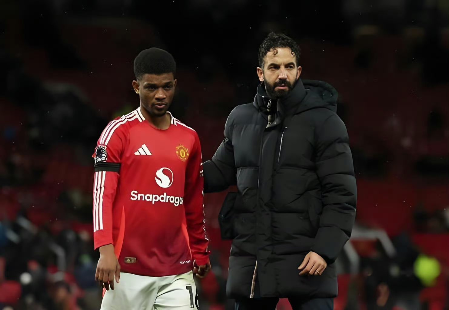 曼联-小胜维罗纳，保持小组领先