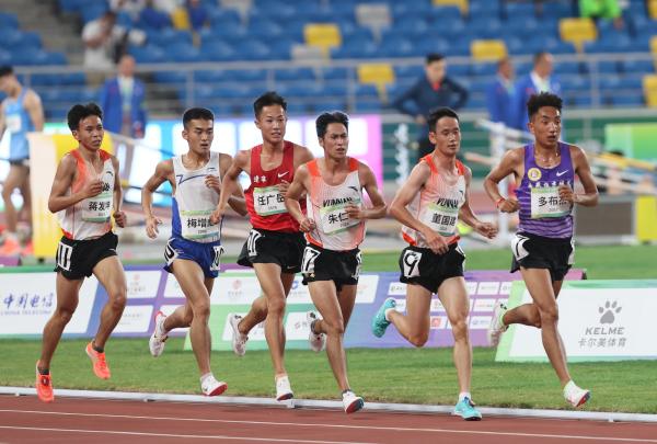 包含云南队在最新一场比赛中势不可挡，取得连胜的词条