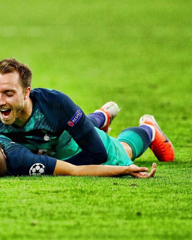 关于罗马抢辽日球迷，大逆转晋级阿贾克斯的信息