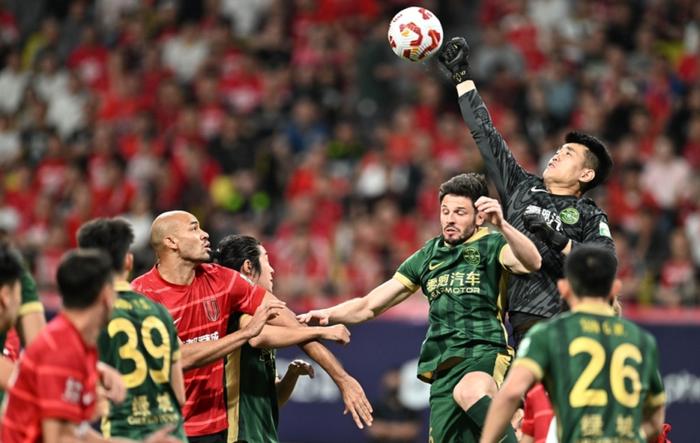 关于国安豪取重要胜利，稳固中超领先地位的信息