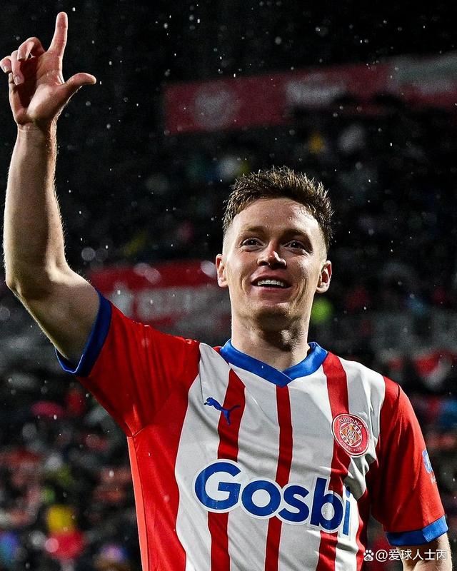 包含西甲球员：西甲球员被称为最后的传统射手的词条