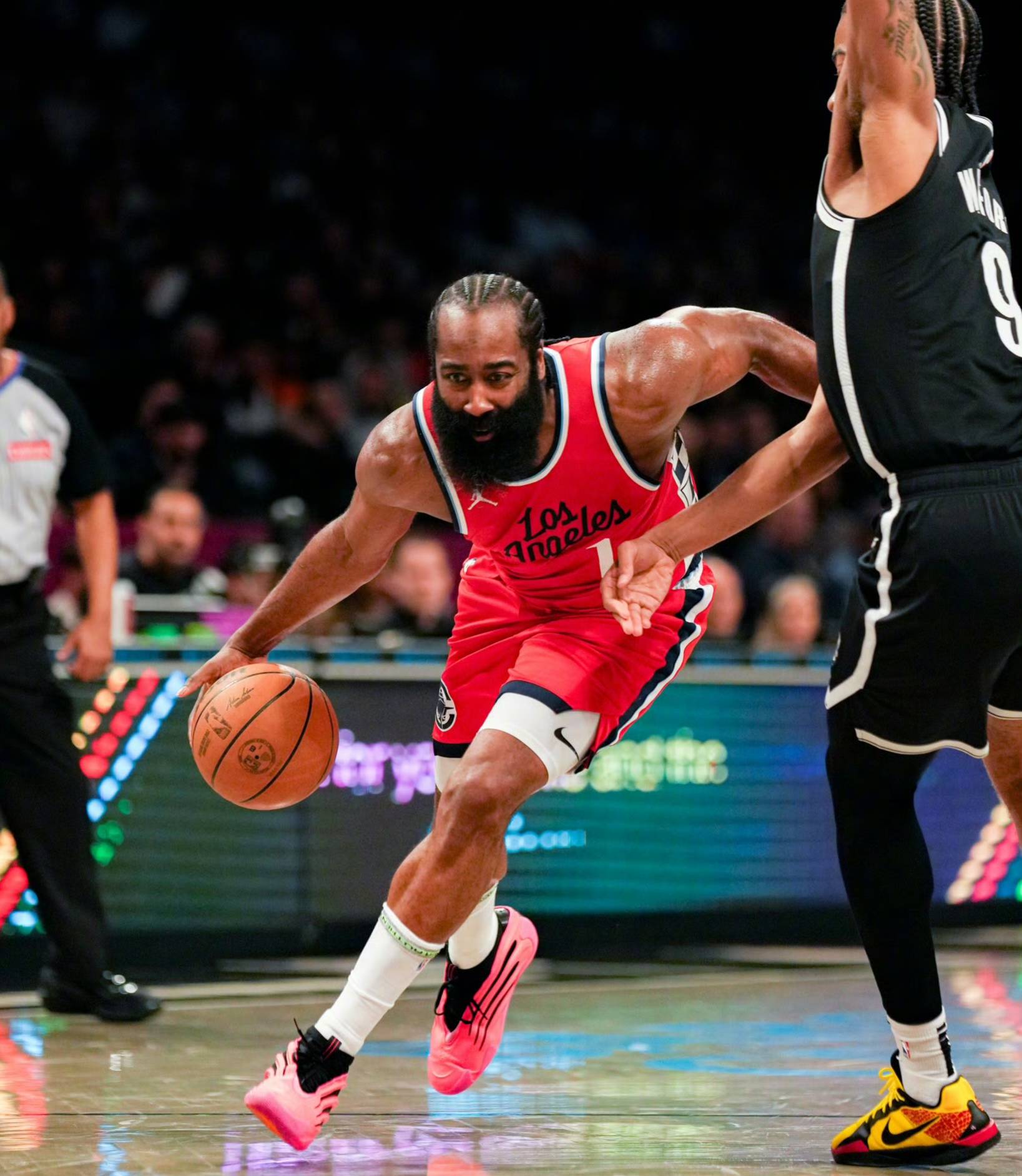 包含快船队在客场战胜对手,继续保持领先地位的词条 包含快船队在客场战胜对手,继续保持领先地位的词条