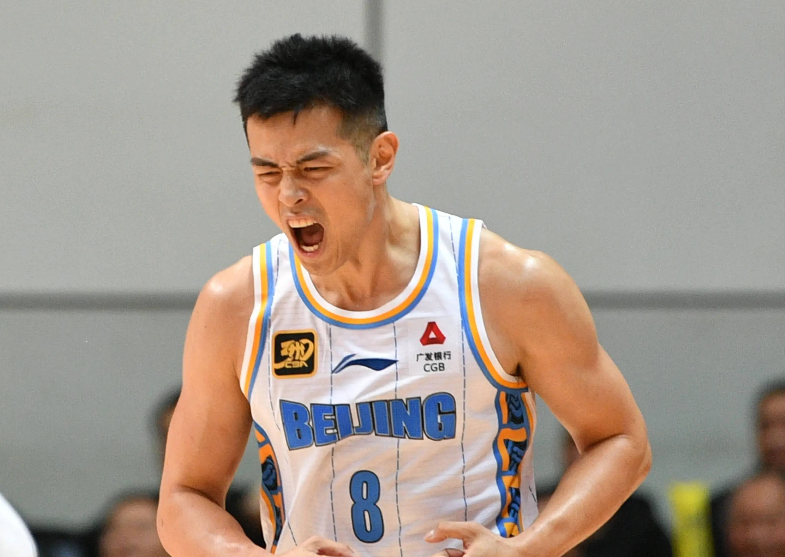 奥格斯堡力克对手，取得非常关键胜利