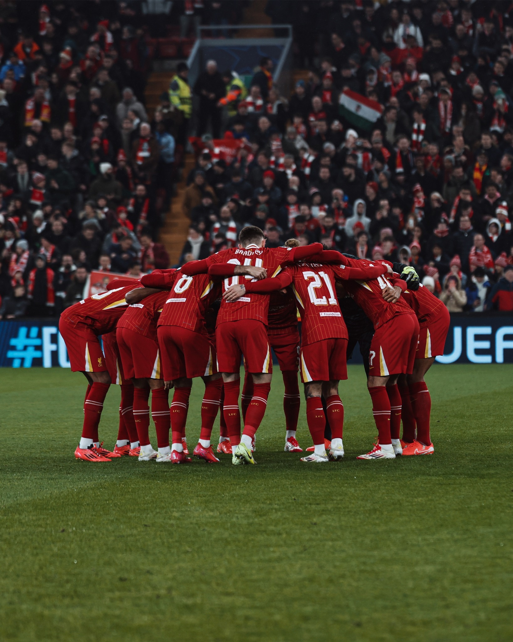 关于利物浦德甲挑战：荷兰建制前行迎来挑战的信息