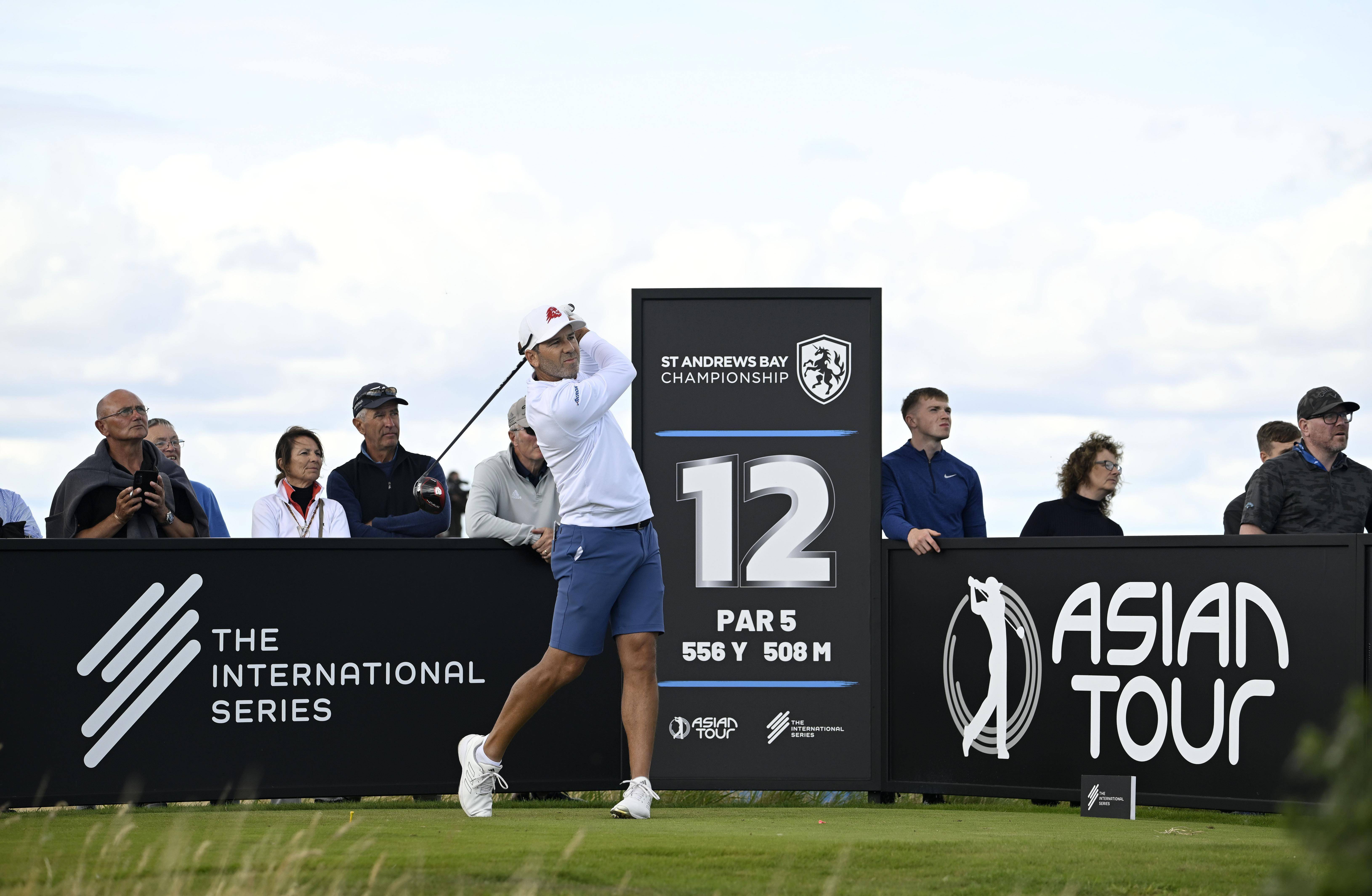 关于高尔夫赛事精彩纷呈，选手们展现技艺风采的信息