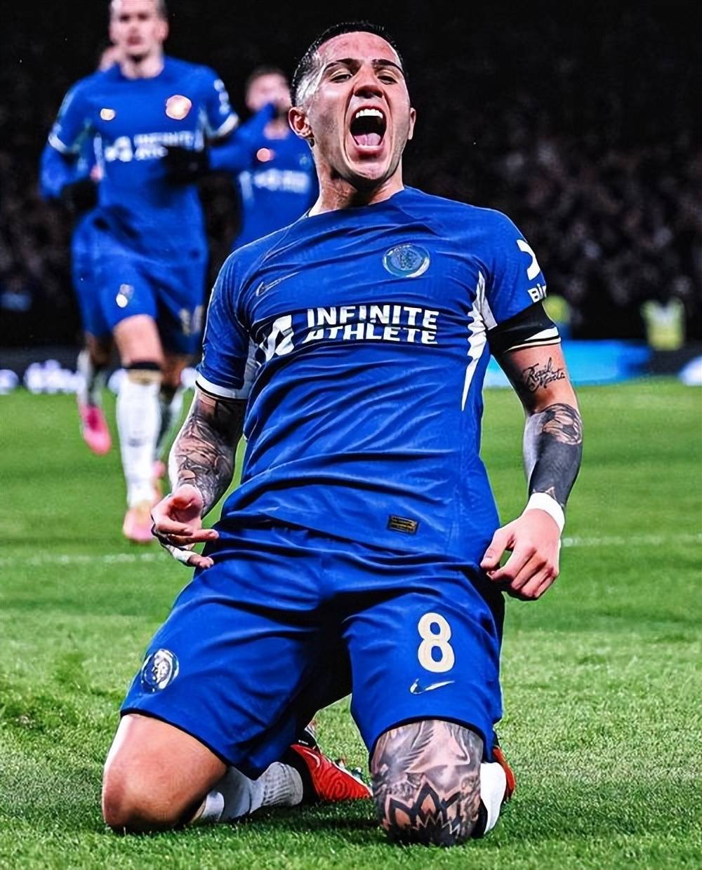 比赛中球员表现出色,关注度急剧攀升 比赛中球员表现出色,关注度急剧攀升