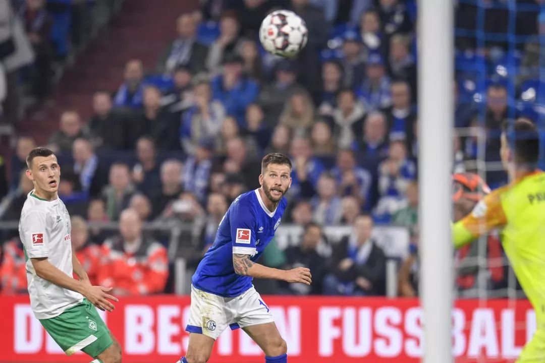 沙尔克战平云达不莱梅，保持德甲不败纪录