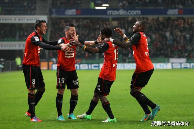 雷恩队客场遭遇困境，输球收场