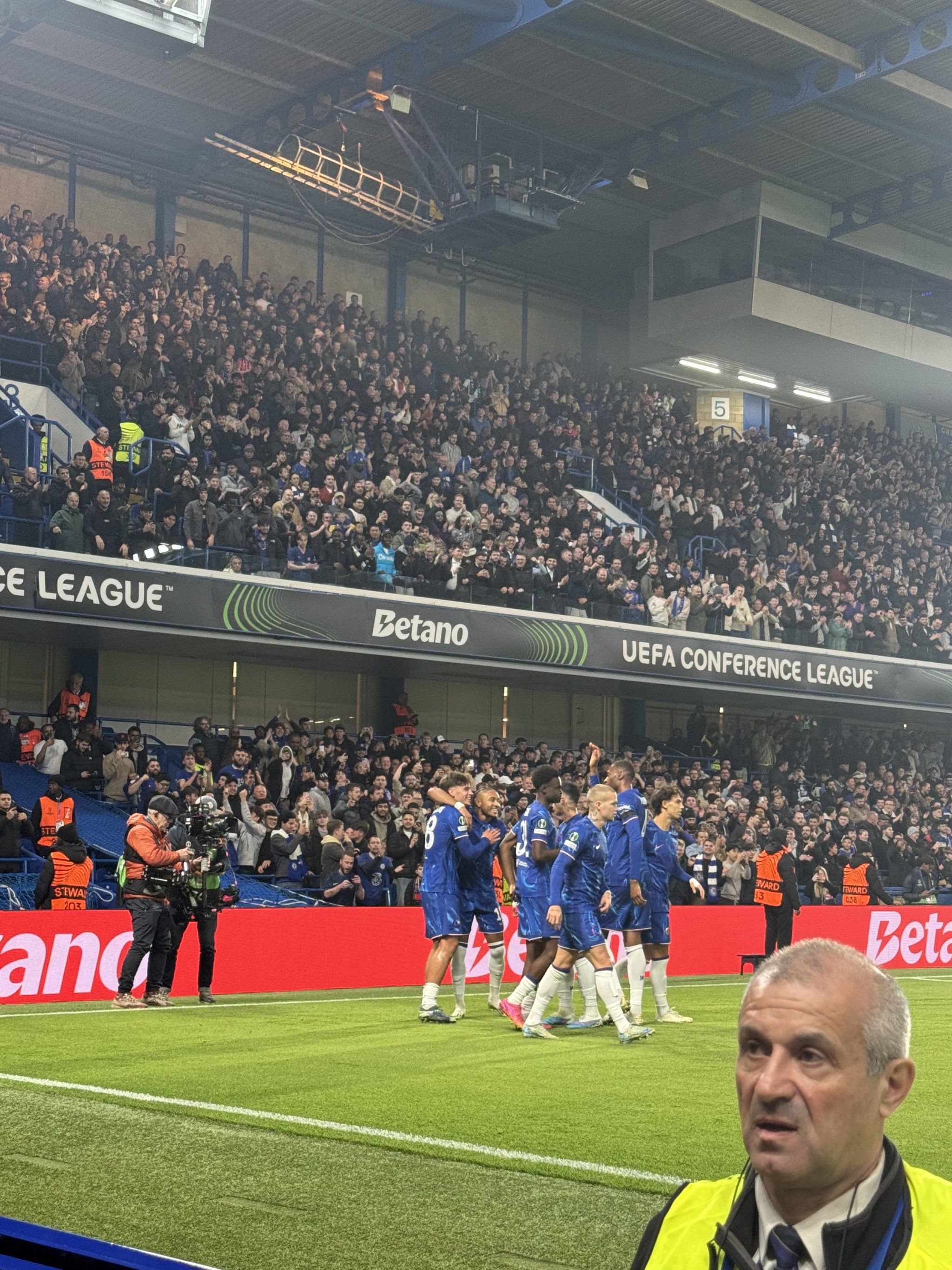 包含斯坦福桥大战：切尔西艰难逆袭，重振雄风的词条