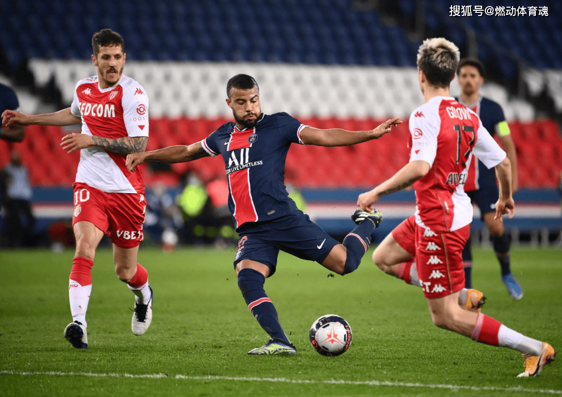 里尔挑战巴黎圣日尔曼，实力考验