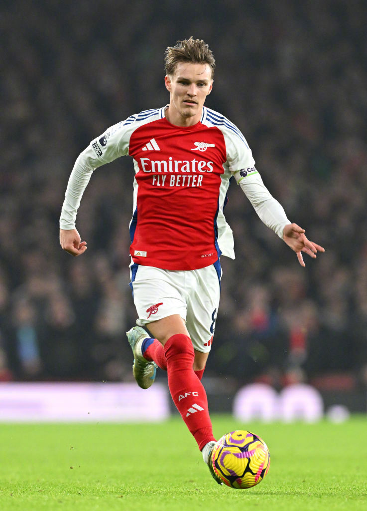 热刺前锋姆巴帕复出复仇，球队逼平阿森纳稳步前行