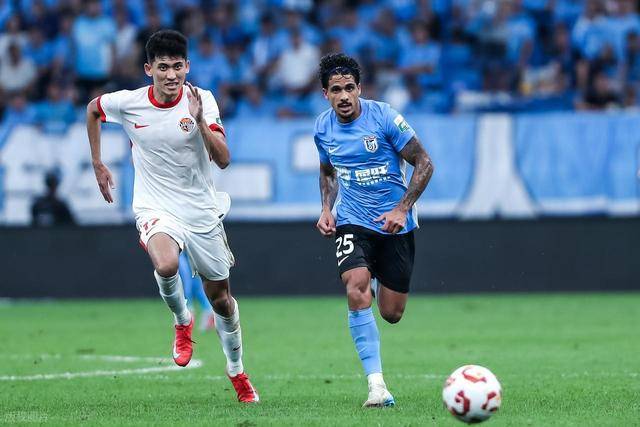 客场作战，队员士气高昂，势如破竹的简单介绍