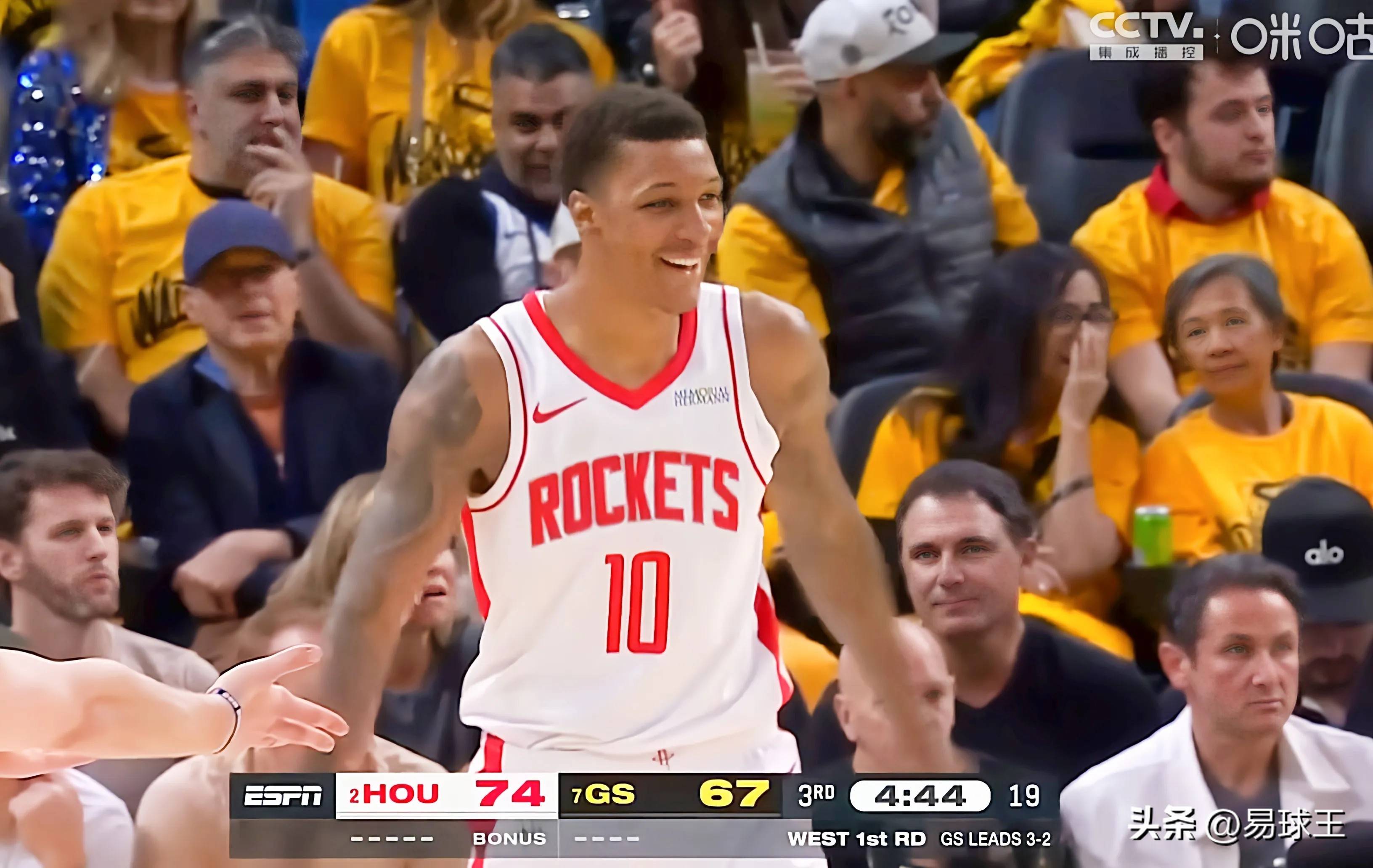 火箭大胜取得四连胜，球队状态正佳