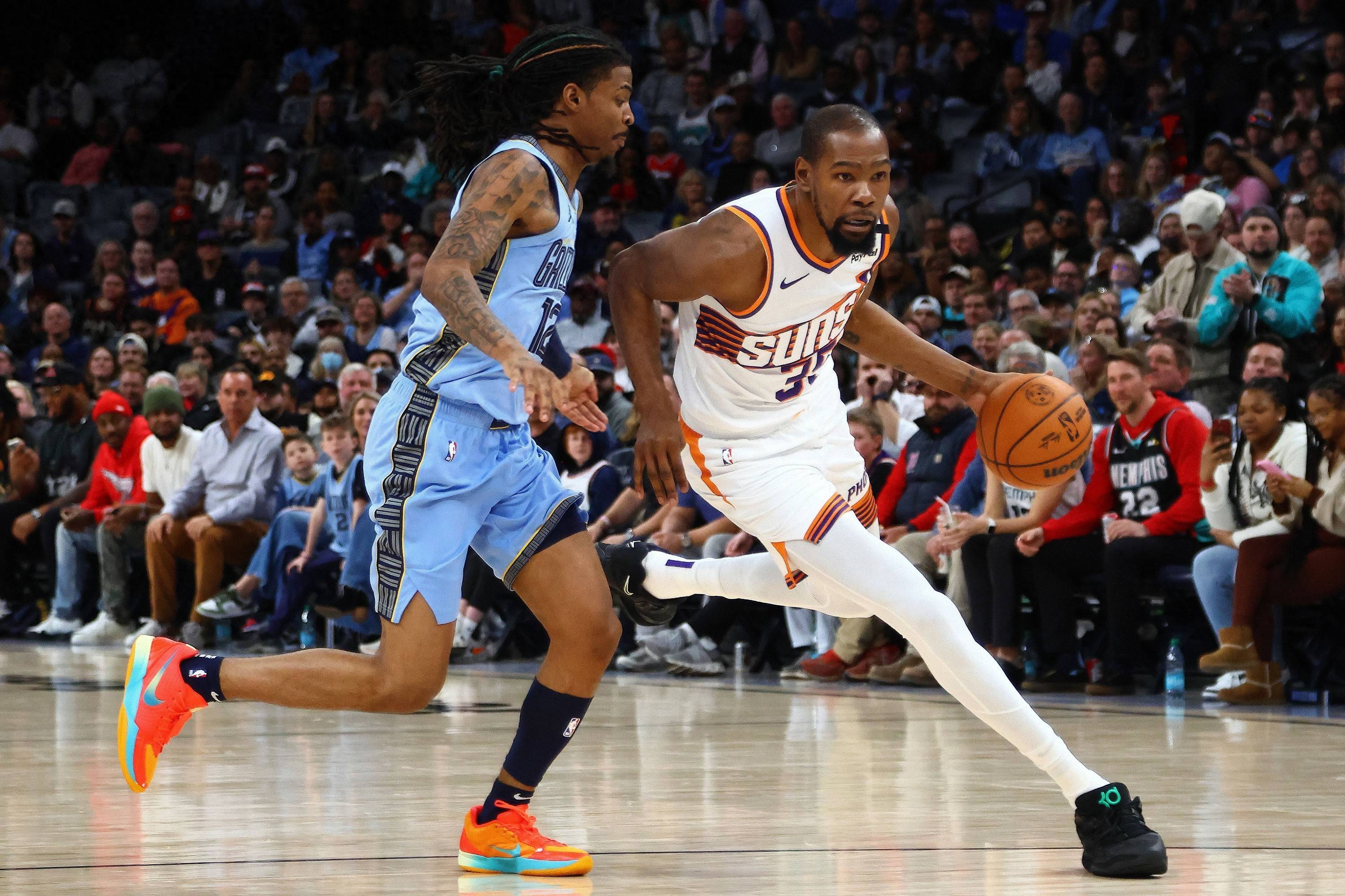 太阳队逆转战胜灰熊队，获得宝贵一胜的简单介绍